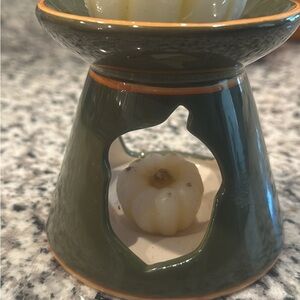 Green Ceramic tea light candle and wax warmer Candle Holder with pumpkin candles
